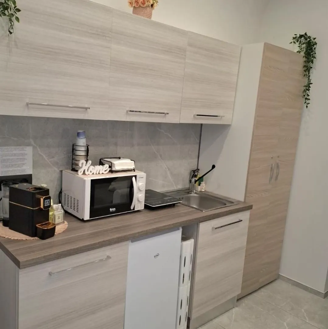 Casa Vacanze Al Teatro Aeroporto di Catania Fontana Rossa Italia