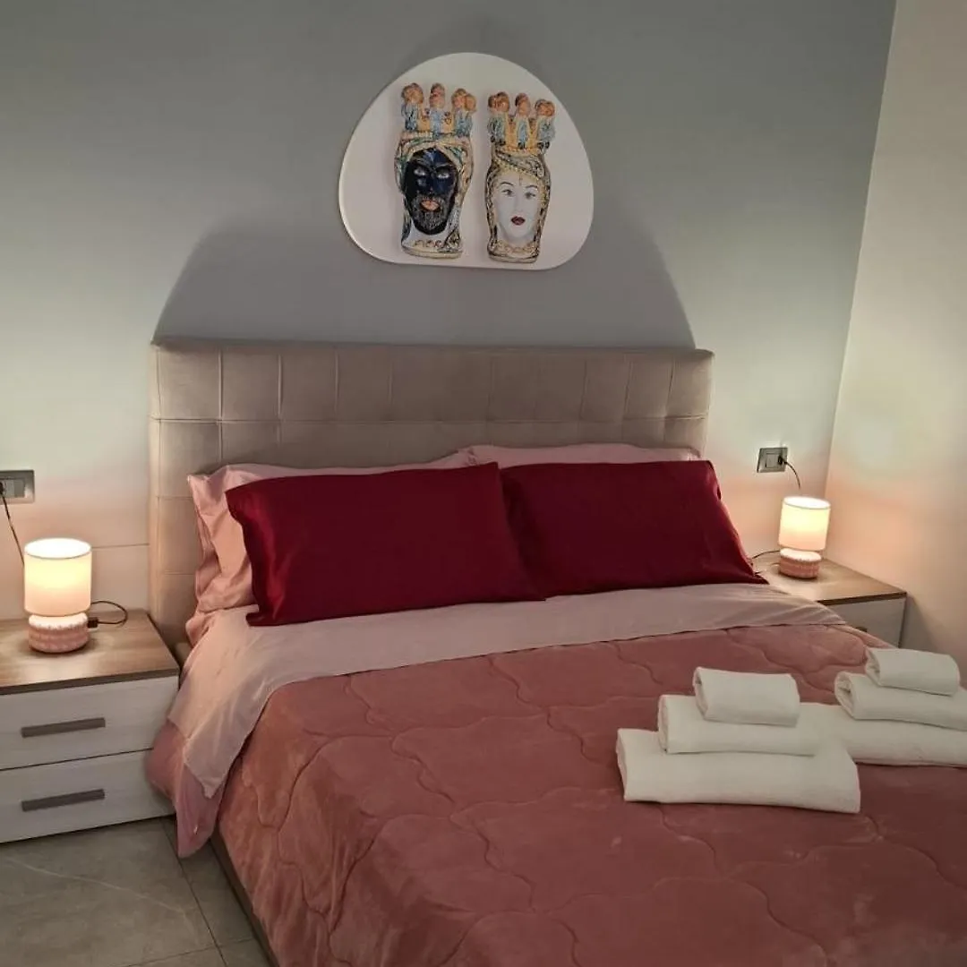 Casa Vacanze Al Teatro Aeroporto di Catania Fontana Rossa